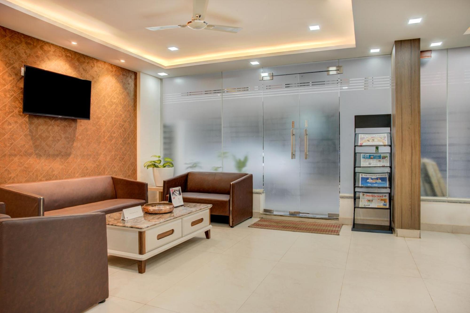 Hotel Sterling Inn Bangalore International Airport Yelahanka Exterior photo